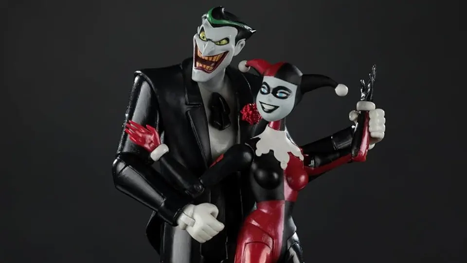 Batman: The Animated Series Harley Quinn and The Joker (Mad Love 2 Pack) 6in Action Figures Gold Label 3 Mad Love 2 pack Harley Quinn and Joker