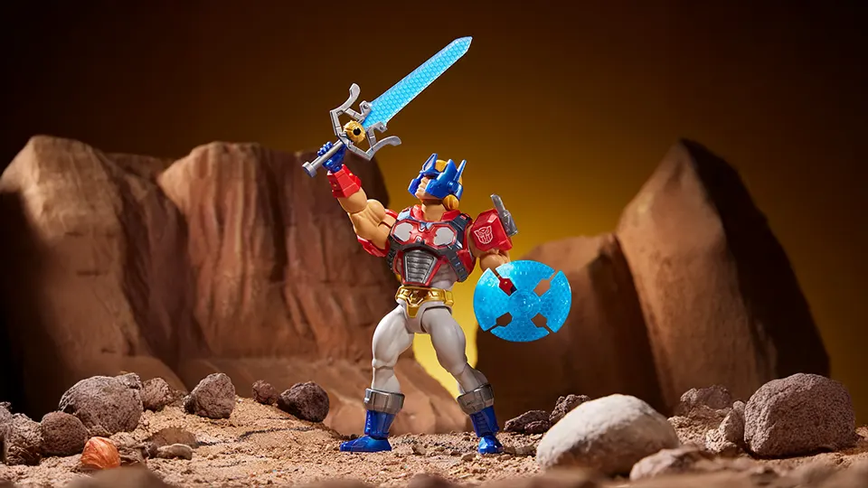 Dominating the Universe: A First Look at Optimus Prime Armor He-Man 2 Optimus Prime He-Man crossover action figure details