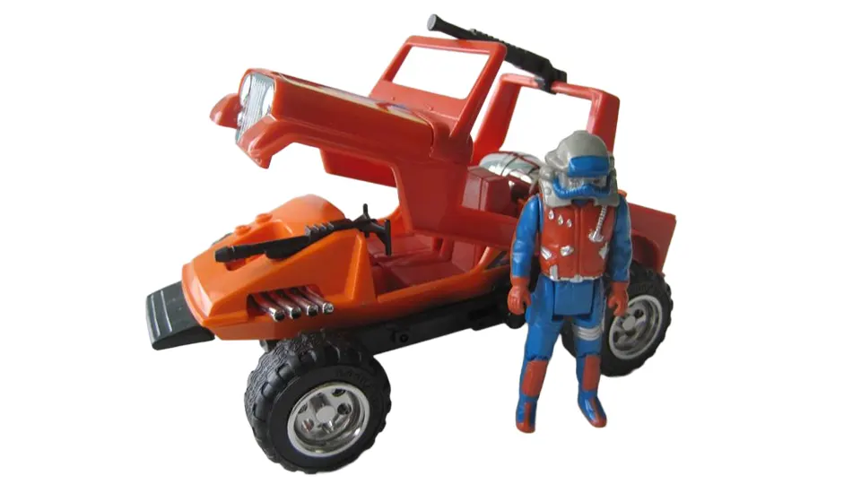 The Loyal Subjects M.A.S.K. Wave 2 Figures Reintroduce Fan-Favourite Vehicles 8 Kenner MASK Gator