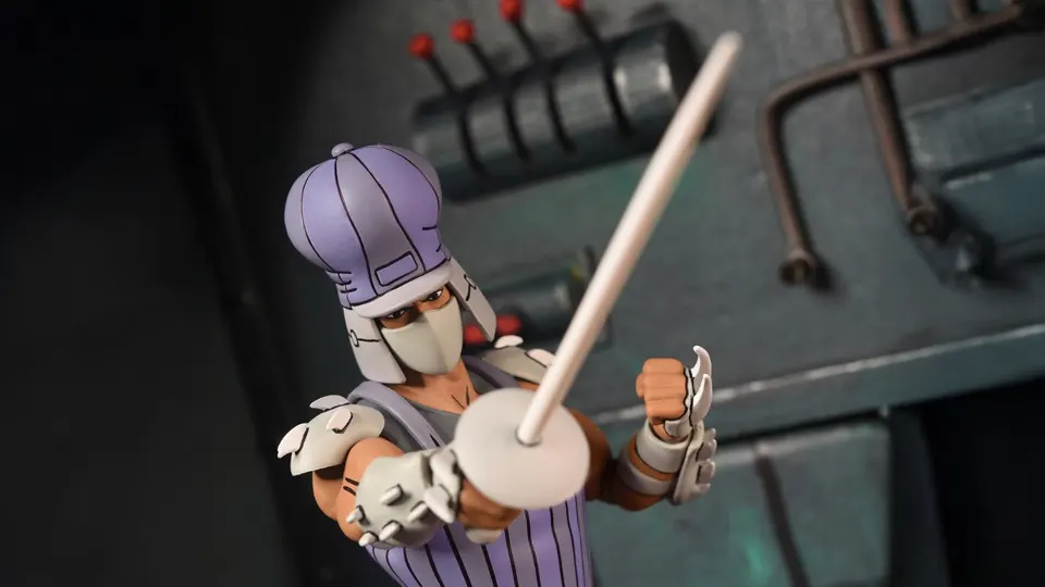 Ultimate Locomotive Menace: The NECA Train Track Takedown Shredder Exclusive Review 9 Teenage Mutant Ninja Turtles Shredder cartoon exclusive release date NECA