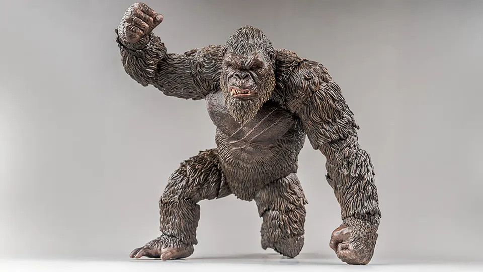First Look at the HIYA Exquisite Basic Kong 2.0 Godzilla vs Kong 6 Inch Action Figure for Sale 8 HIYA Kong 2.0 figure
