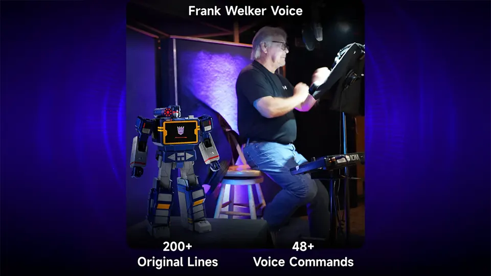 Transformers’ Greatest Spy Returns: The Robosen Transformers Auto-Converting Soundwave Robot 5 Robosen Transformers Soundwave 200 lines voice