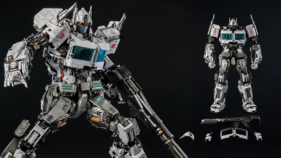 Ultra Magnus action figure threezero