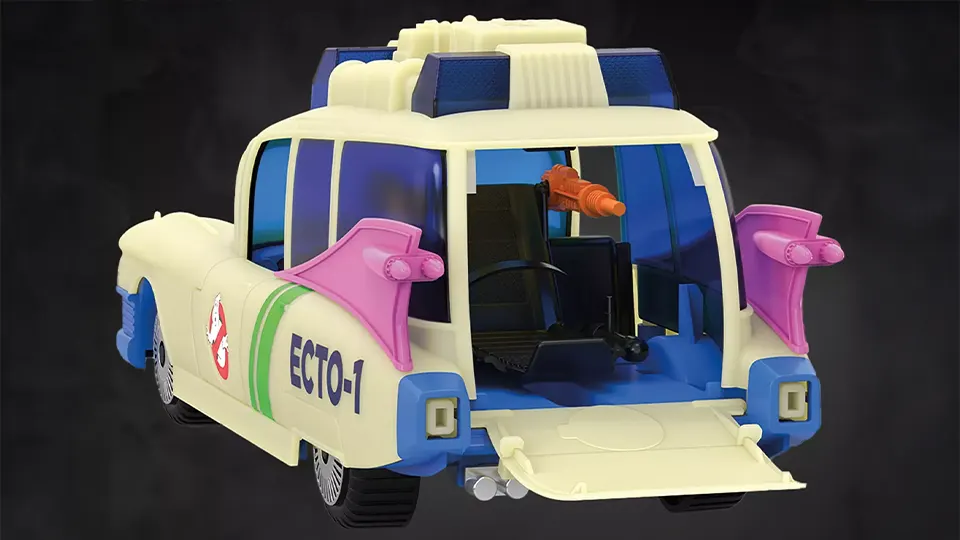Ghostbusters Kenner Classics Ecto-Glow Ecto-1 Review 6 Ecto Glow Ecto 1 The Real Ghostbusters Hasbro