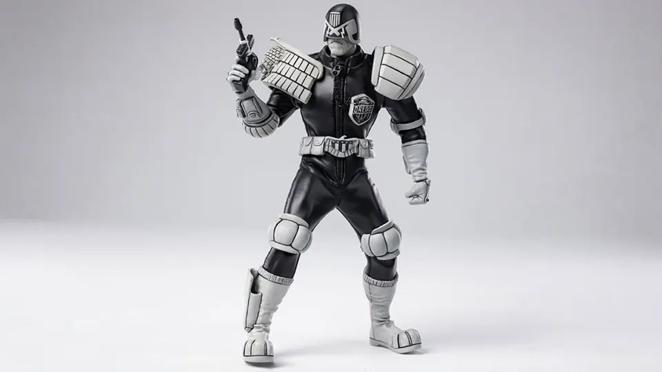 Hiya Toys Judge Dredd Black and White Figure Opens for Pre-Order 4 judge dredd black and white figure guide hiya toys