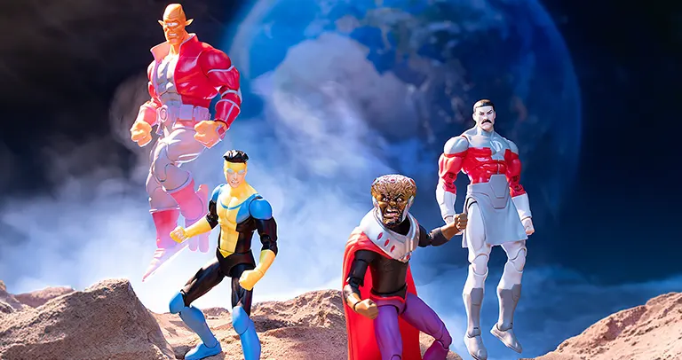 Super7 Invincible Wave 1 Figures Bring Four Comic Heavy Hitters 1 invincible wave 1 figures super7